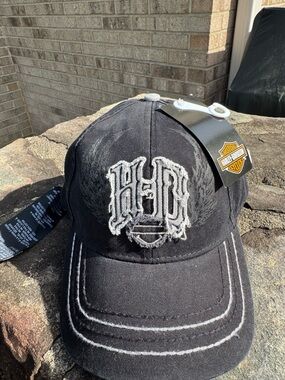 Harley-Davidson Black Cap with White Embroidered H-D Crest